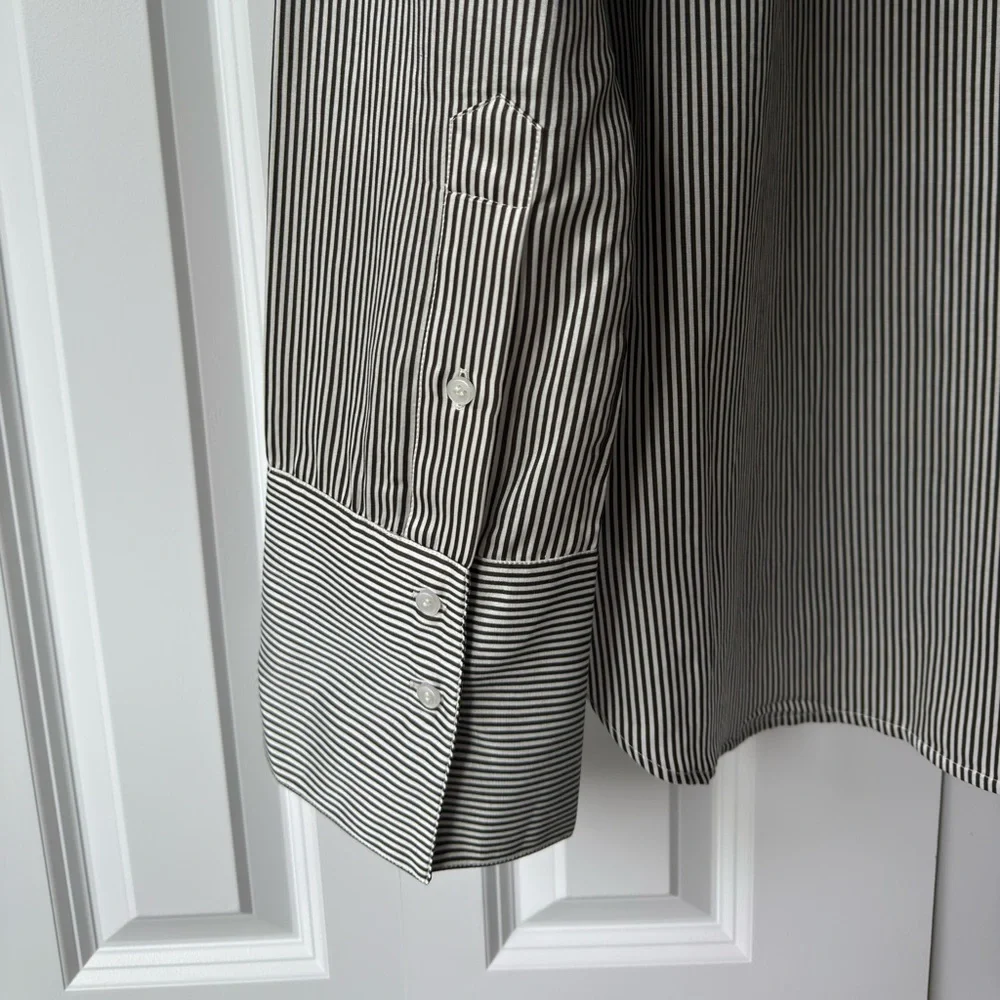 Citizens Of Humanity Camilia Striped Cotton-Silk Shirt
Size S - Picture 9 of 10